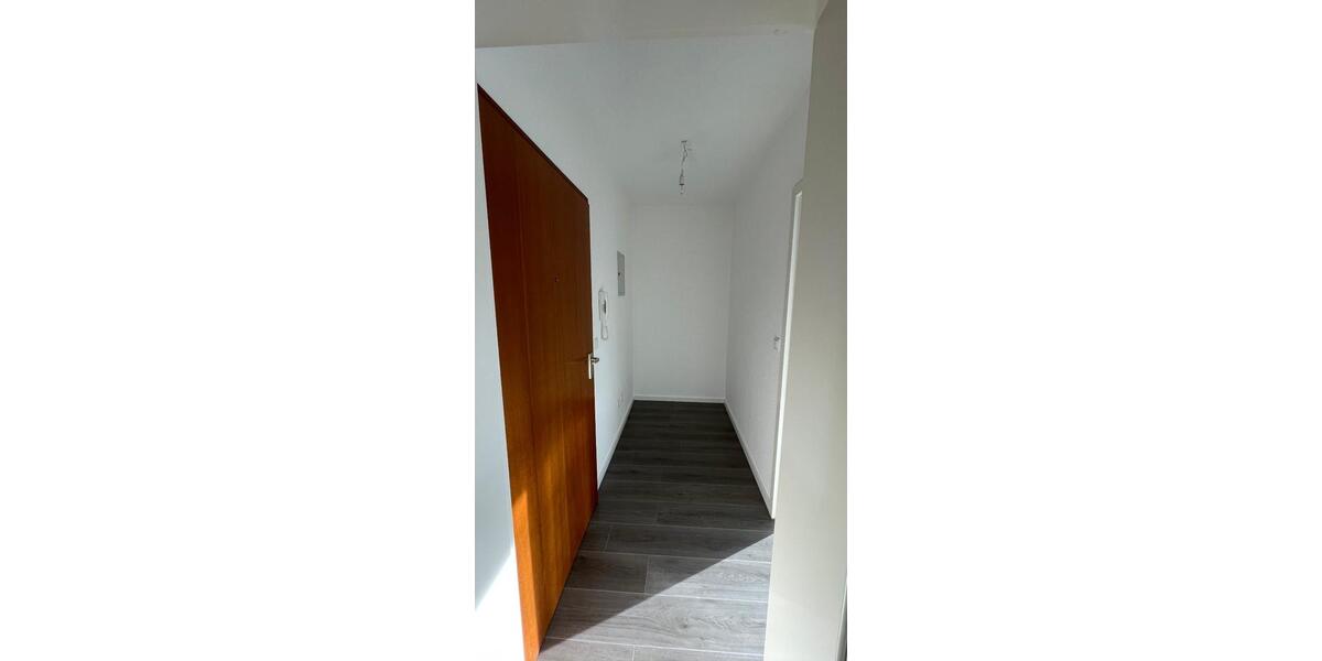 Dachgeschoßwohnung Bremen Häfen - 2.5 Zimmer, 54 m&sup2;, 650&euro; | Angebot:25865092