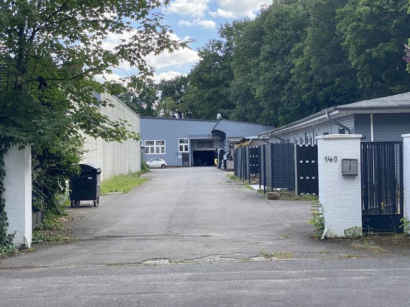 ca.500 m² Teilfläche in Lager, 22880 Wedel, ebenerd. Andienung
