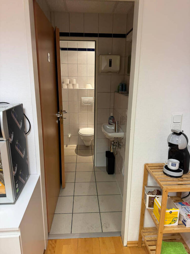 2 möblierte Büroräume (je 12?m²) in Saarbrücken - All-in-Miete