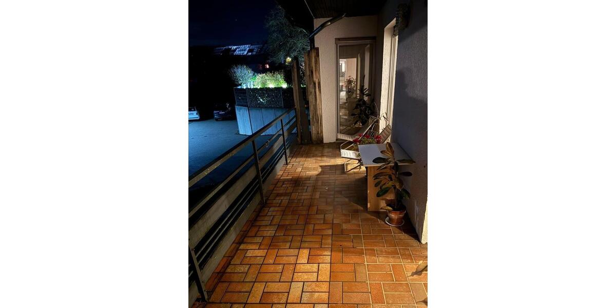 Erdgeschoßwohnung Kaiserslautern Engelshof - 5 Zimmer, 136 m&sup2;, 1.700&euro; | Angebot:25961989