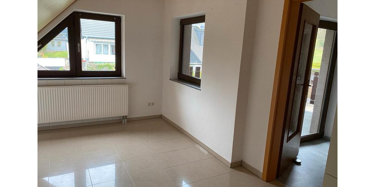 Dachgeschoßwohnung Arnsberg - 1 Zimmer, 70 m&sup2;, 560&euro; | Angebot:26302893