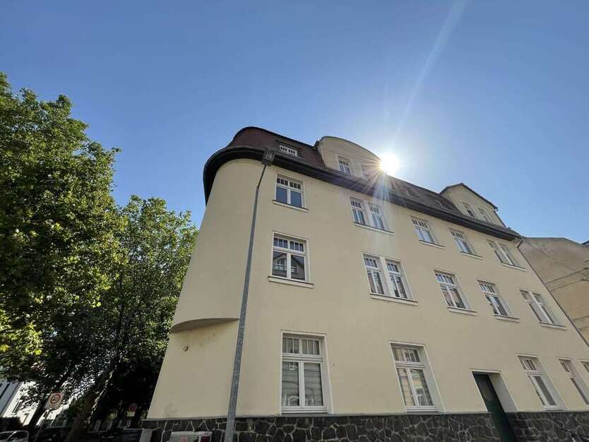 Sanierte Erdgeschoßwohnung mit Balkon!