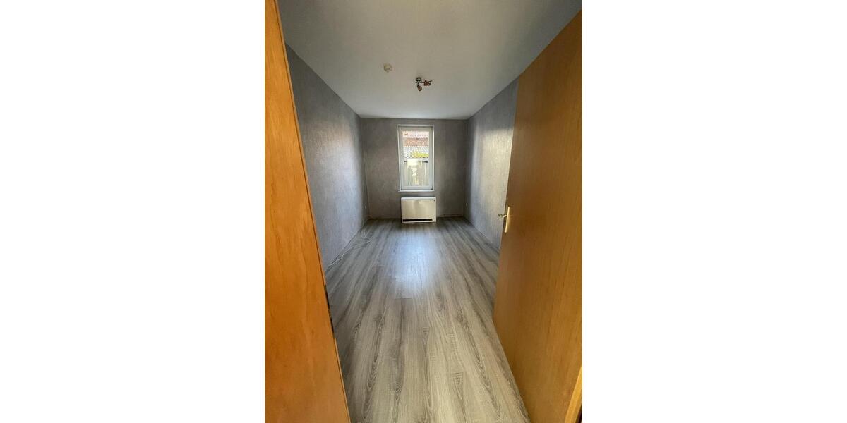 Erdgeschoßwohnung Helmstedt - 3 Zimmer, 72 m&sup2;, 572&euro; | Angebot:25899827