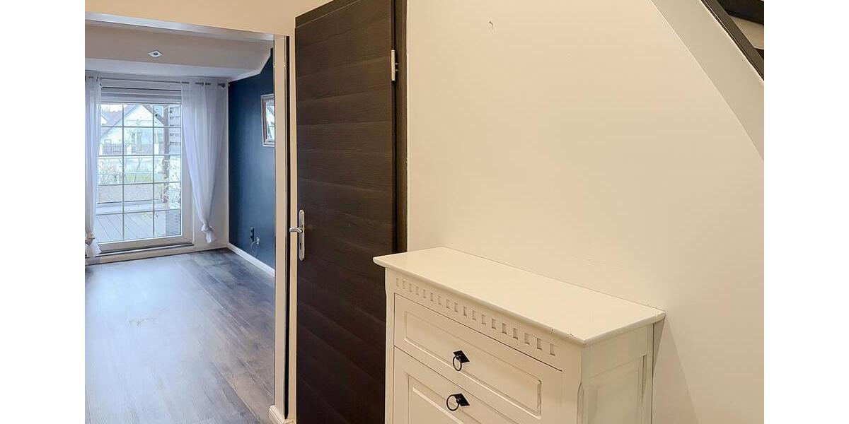 Maisonettenwohnung Düsseldorf Stadtbezirk 5 - 2 Zimmer, 95 m&sup2;, 1.350&euro; | Angebot:26447347