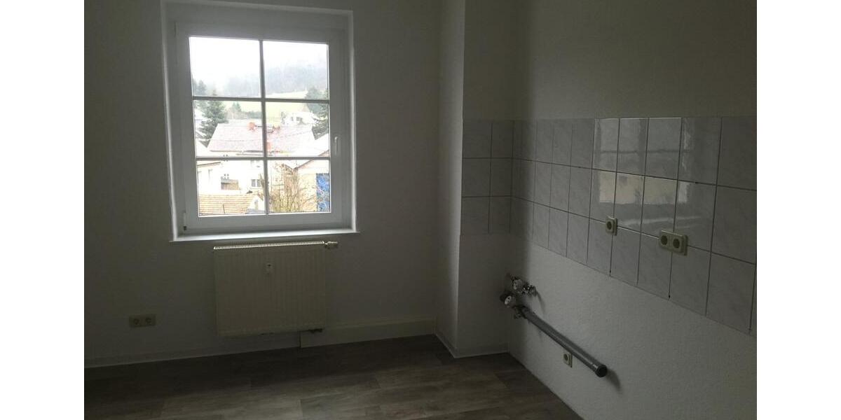Etagenwohnung Bischofswerda - 5 Zimmer, 101 m&sup2;, 535&euro; | Angebot:25803752