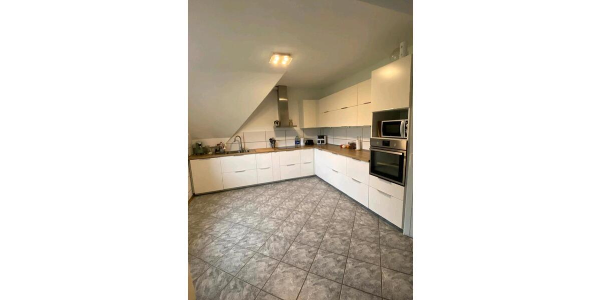 Dachgeschoßwohnung Drensteinfurt - 3 Zimmer, 160 m&sup2;, 950&euro; | Angebot:25053467