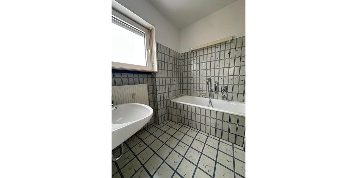 Erdgeschoßwohnung Birlenbach - 3 Zimmer, 103 m&sup2;, 770&euro; | Angebot:25752589