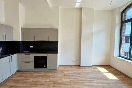 Sie suchen das Besondere? 2-Zimmer-LoftWohnung mit Balkon zum Erstbezug!