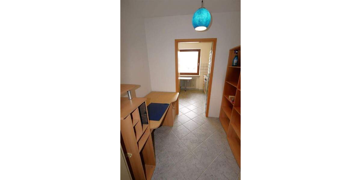 Etagenwohnung Coburg - 2 Zimmer, 63 m&sup2;, 520&euro; | Angebot:24855758