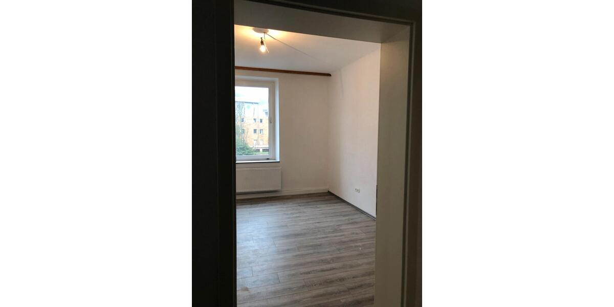 Etagenwohnung Merzig - 2 Zimmer, 65 m&sup2;, 750&euro; | Angebot:26040577