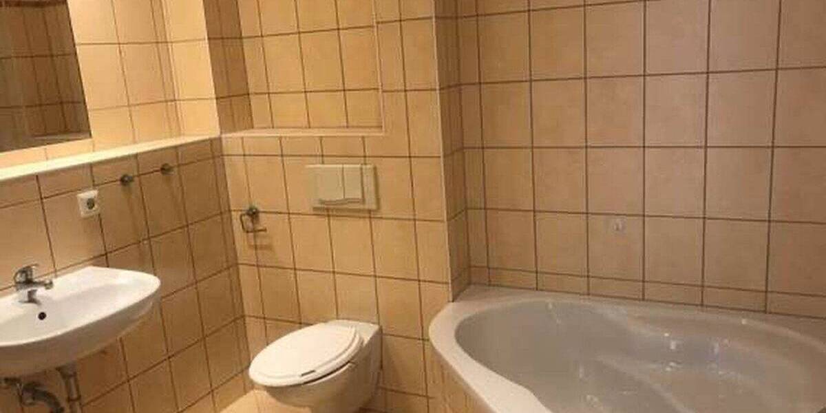 Etagenwohnung Altenburg Südost - 2 Zimmer, 60 m&sup2;, 380&euro; | Angebot:26805536