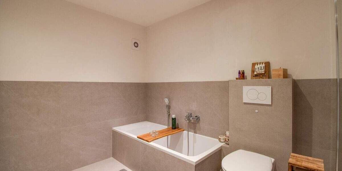 Etagenwohnung Randersacker - 2 Zimmer, 85 m&sup2;, 990&euro; | Angebot:25802489