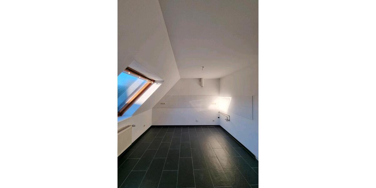 Dachgeschoßwohnung Goslar - 3 Zimmer, 80 m&sup2;, 520&euro; | Angebot:24525479