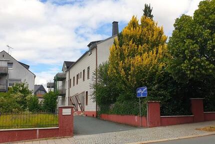 Großzügige 3-Zimmer-Dachgeschosswohnung mit Balkon & Stellplatz 3 zimmer