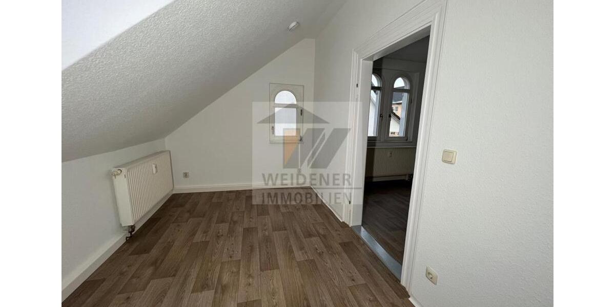 Dachgeschoßwohnung Weida - 3 Zimmer, 49 m&sup2;, 295&euro; | Angebot:24676440