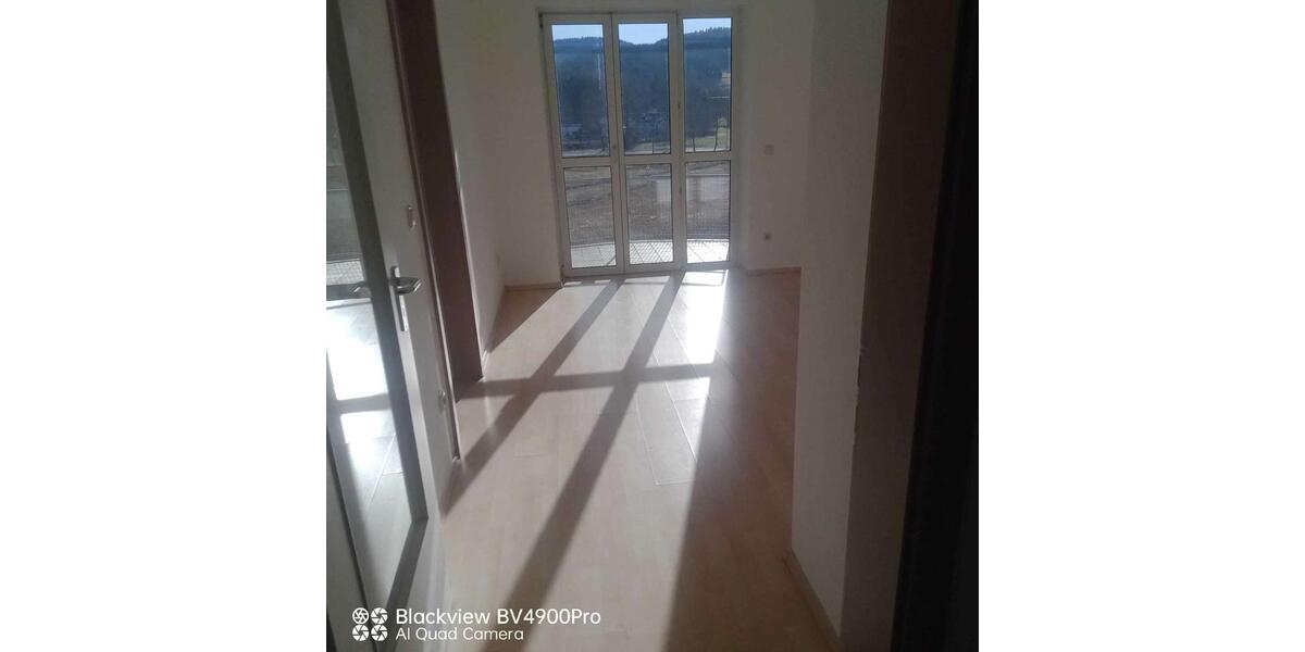 Etagenwohnung Zwiesel - 3 Zimmer, 76 m&sup2;, 480&euro; | Angebot:25419398