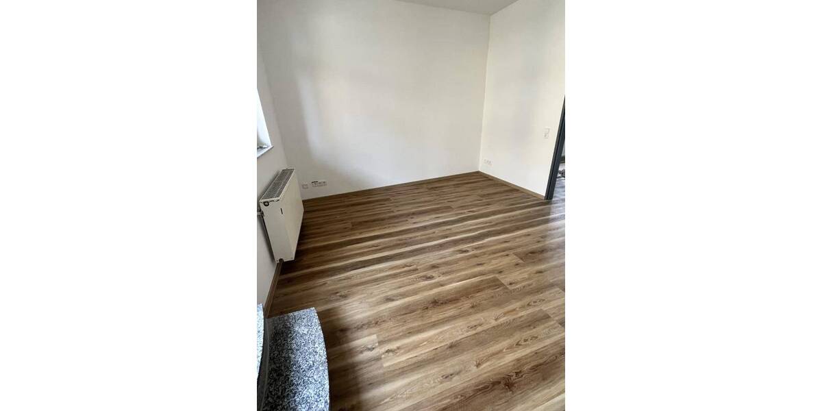 Etagenwohnung Mittweida - 2 Zimmer, 72 m&sup2;, 590&euro; | Angebot:25699843