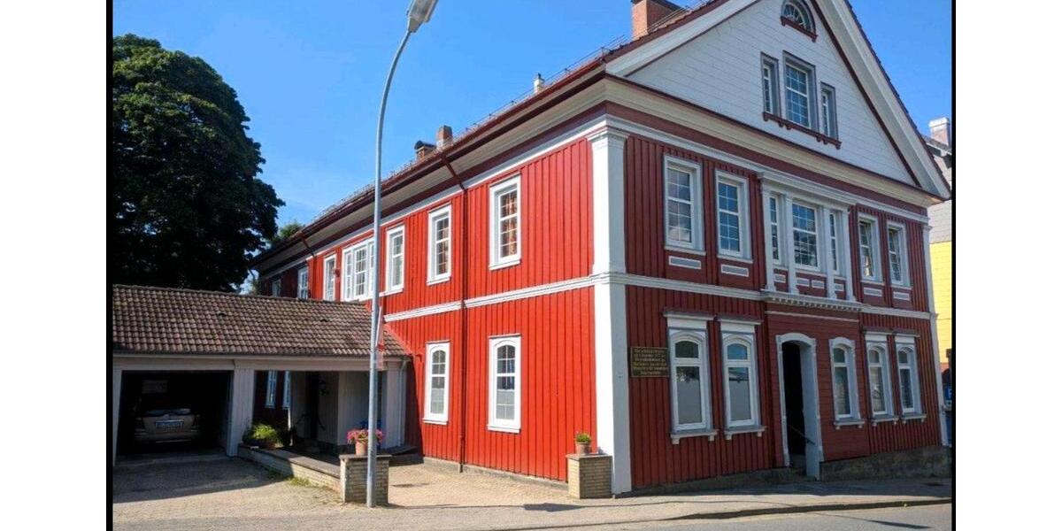 37m² WG Zimmer in 150m² Wohnung in sehr zentraler Lage 4 zimmer