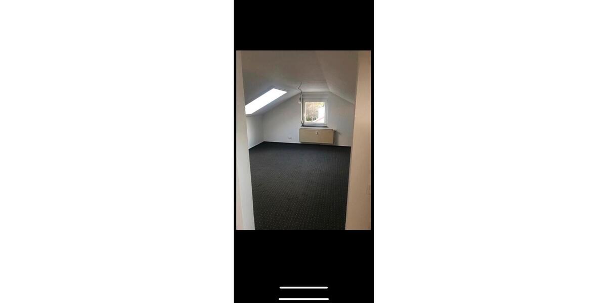 Dachgeschoßwohnung Schwäbisch Gmünd - 3 Zimmer, 70 m&sup2;, 600&euro; | Angebot:26279712