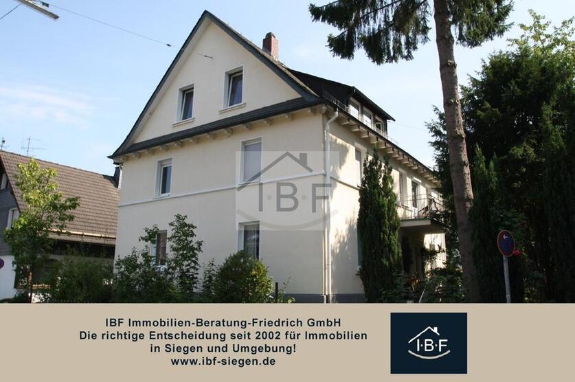 Geräumige 3-ZKB-Wohnung mit 2 Balkonen in ruhiger Lage von Siegen!