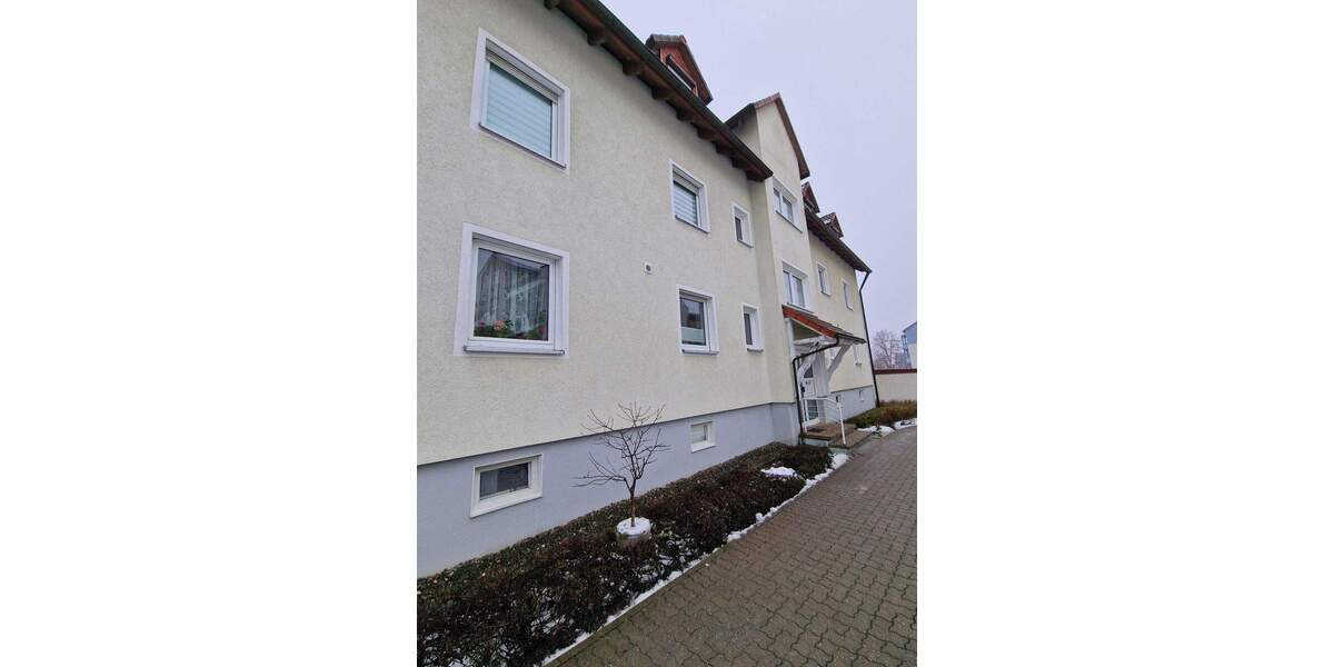 Etagenwohnung Lichtenfels - 3 Zimmer, 71 m&sup2;, 590&euro; | Angebot:25780757