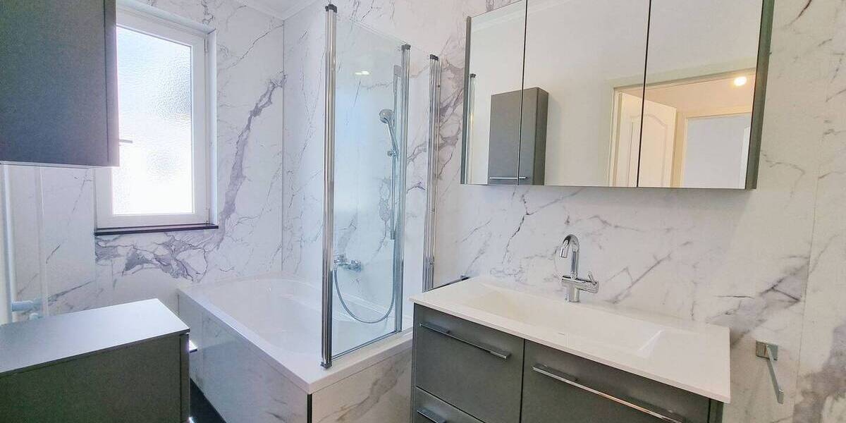 Etagenwohnung Berlin Britz - 2 Zimmer, 97 m&sup2;, 1.500&euro; | Angebot:26597264