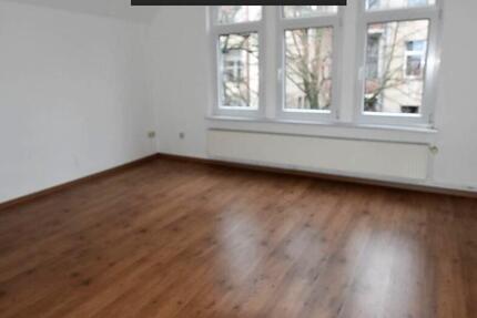 4-Zi-Whg im Dachgeschoss, Balkon, EBK, Gartennutzung zimmer