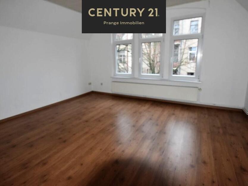4-Zi-Whg im Dachgeschoss, Balkon, EBK, Gartennutzung zimmer