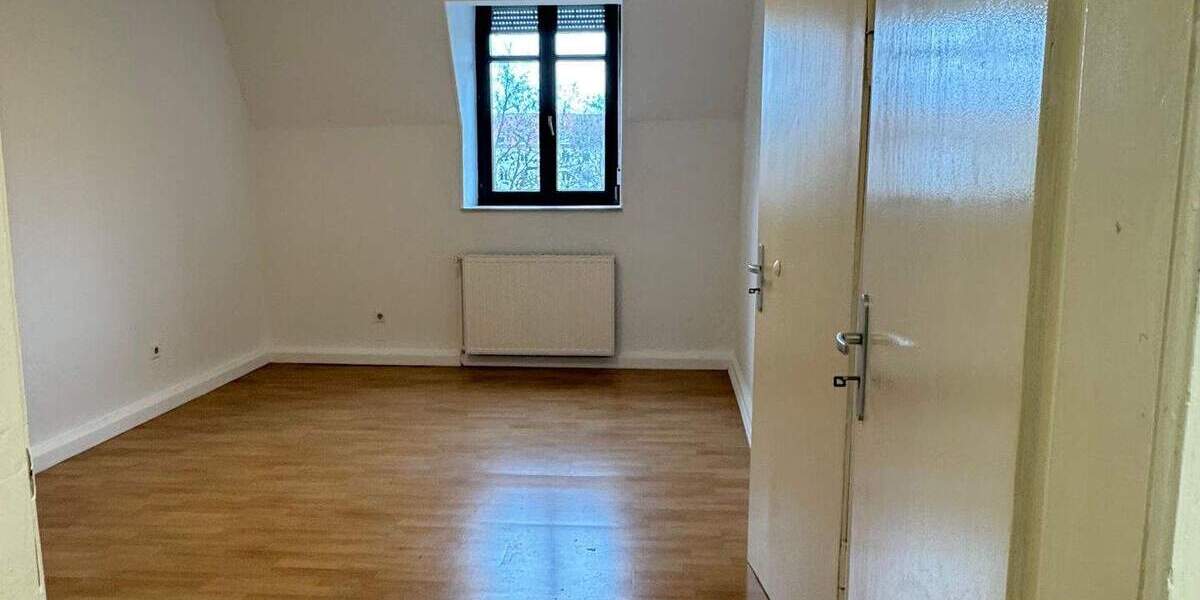 Etagenwohnung Saarbrücken St Johann - 2 Zimmer, 52 m&sup2;, 560&euro; | Angebot:25801852