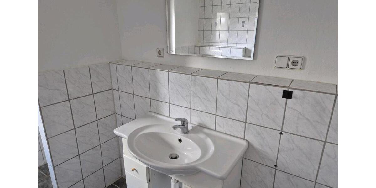Erdgeschoßwohnung Reutlingen - 2.5 Zimmer, 70 m&sup2;, 850&euro; | Angebot:26049583