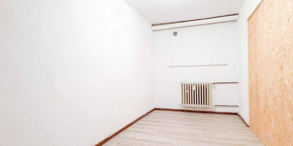 Gemütliche ca.100m² Erdgeschoss-Wohnung mit geschützter West-Terrasse 3 zimmer