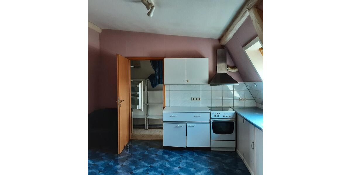 Dachgeschoßwohnung Nienburg (Saale) - 3 Zimmer, 89 m&sup2;, 590&euro; | Angebot:26325715
