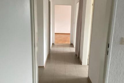 kleine 3-Zimmer Wohnung , 3 OG - ohne Balkon 3 zimmer