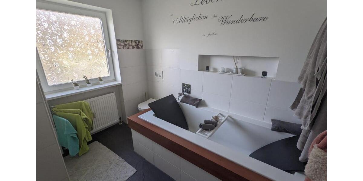 Blick in den Rednitzgrund - 120qm - 4 Zimmer - Garage, Stellplatz - SmartHome Heizung 4 zimmer