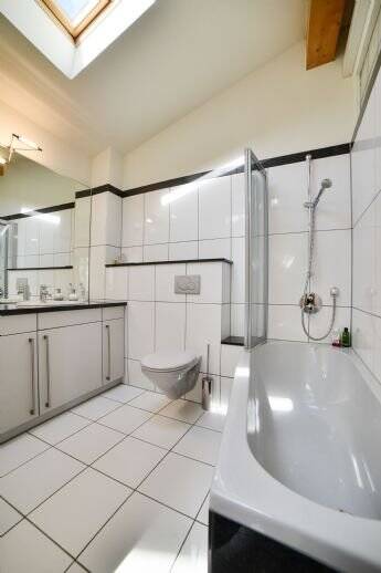 Mehrfamilienhaus, Wohnhaus Saarbrücken St Johann - 3 Zimmer, 150 m&sup2;, 1.400&euro; | Angebot:26190671