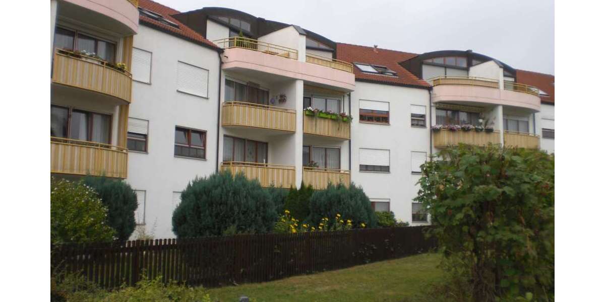 Etagenwohnung Waldheim Schönberg - 3 Zimmer, 83 m&sup2;, 493&euro; | Angebot:24155953