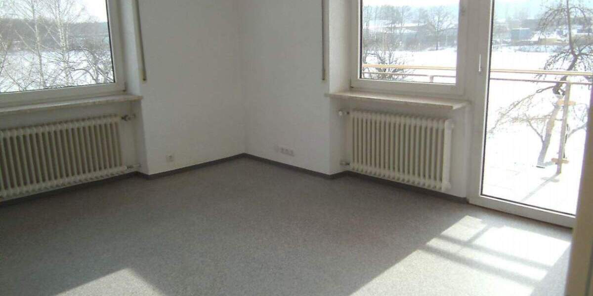 Mehrfamilienhaus, Wohnhaus Sulzbach-Rosenberg Unterschwaig - 8 Zimmer, 250 m&sup2;, 2.060&euro; | Angebot:23518285