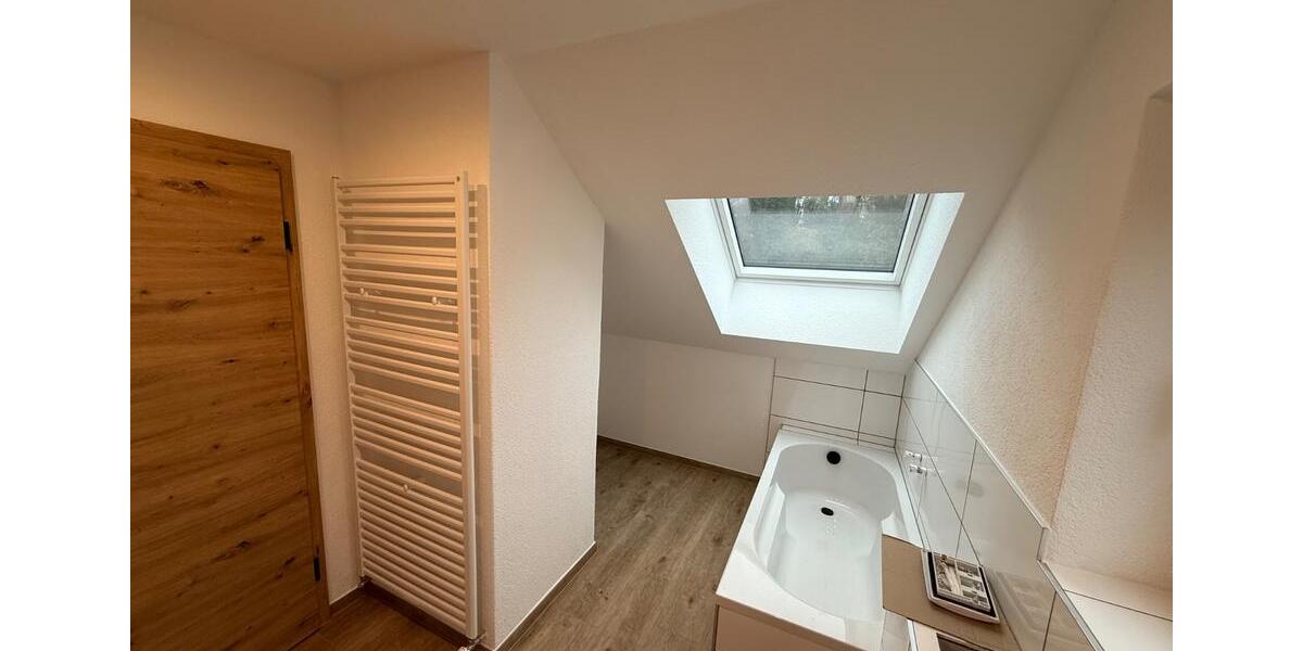 Dachgeschoßwohnung Andernach - 3 Zimmer, 115 m&sup2;, 1.400&euro; | Angebot:24895837