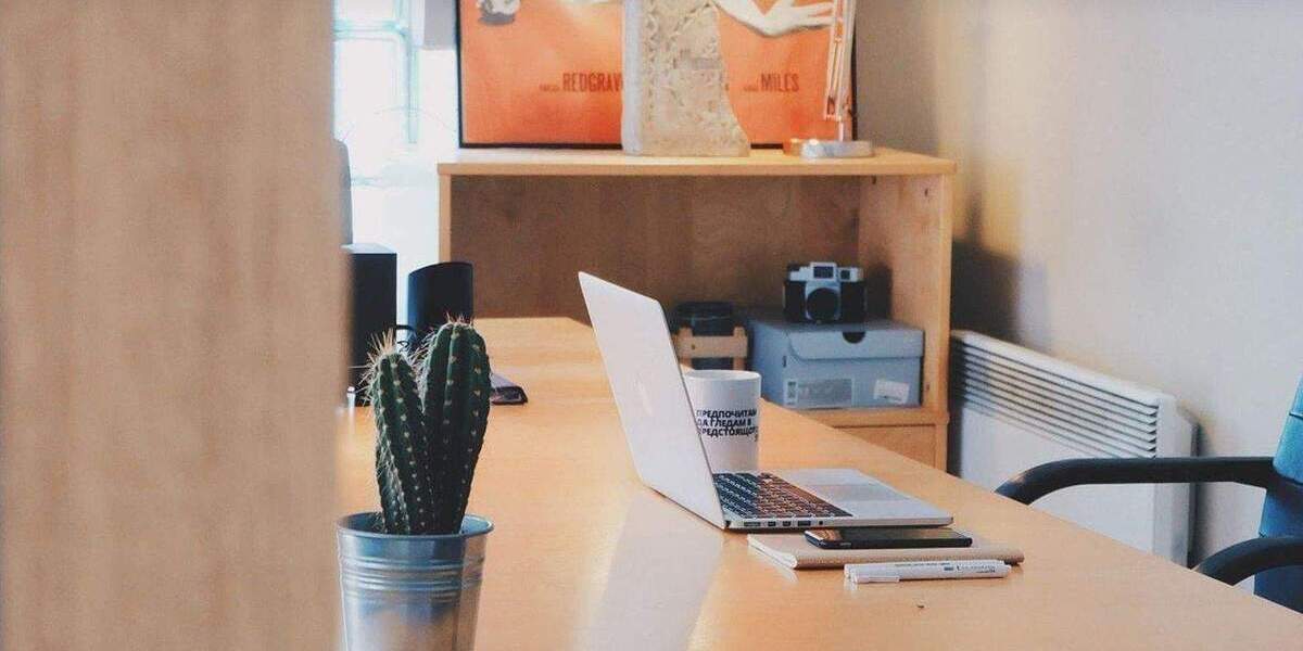 Toll geschnitten und unweit von Bahnhof und Gericht zimmer