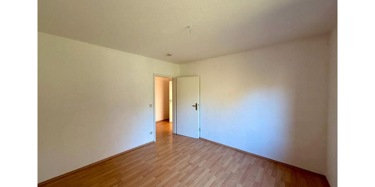 Erdgeschoßwohnung Weißenfels - 2 Zimmer, 50 m&sup2;, 350&euro; | Angebot:25364624