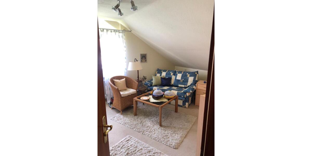 Dachgeschoßwohnung Neunkirchen Kohlhof - 3 Zimmer, 90 m&sup2;, 680&euro; | Angebot:25930210