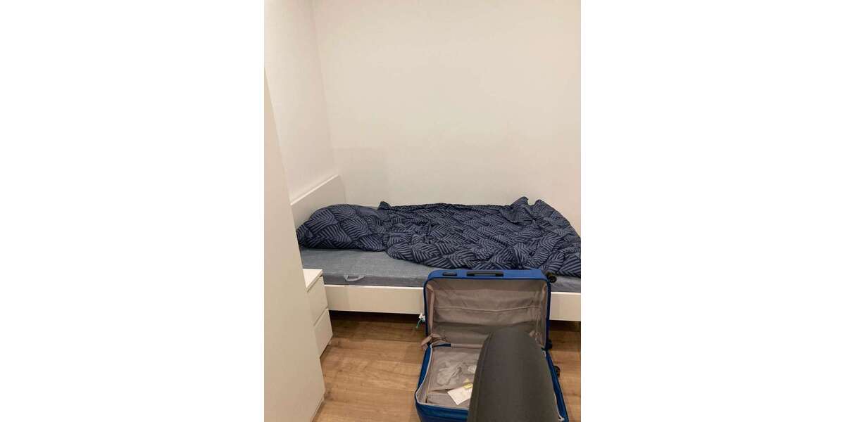 Zimmer Stuttgart Zuffenhausen - 1 Zimmer, 645&euro; | Angebot:26972658