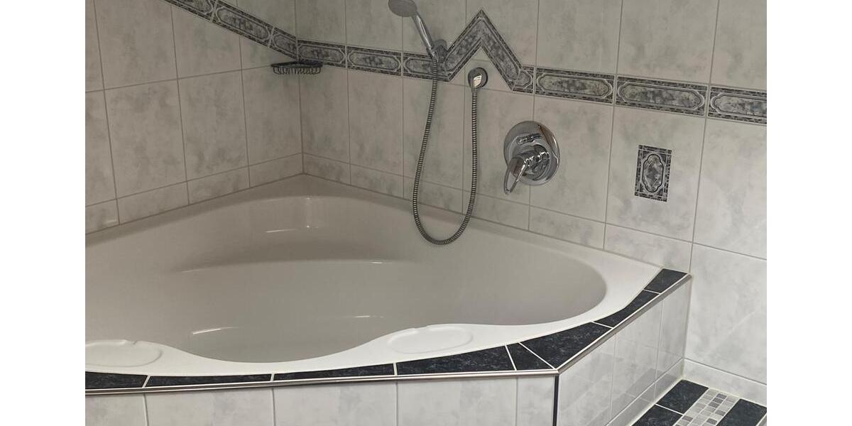 Dachgeschoßwohnung Arnbruck - 5 Zimmer, 111 m&sup2;, 800&euro; | Angebot:26261869