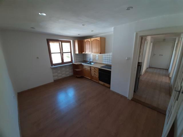 Erdgeschoßwohnung Viechtach - 4 Zimmer, 80 m&sup2;, 740&euro; | Angebot:26449999