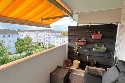 N-Röthenbach! Ruhig + zentral! Moderne 3-Zi.-Whg. mit EBK + Südbalkon! 3 zimmer