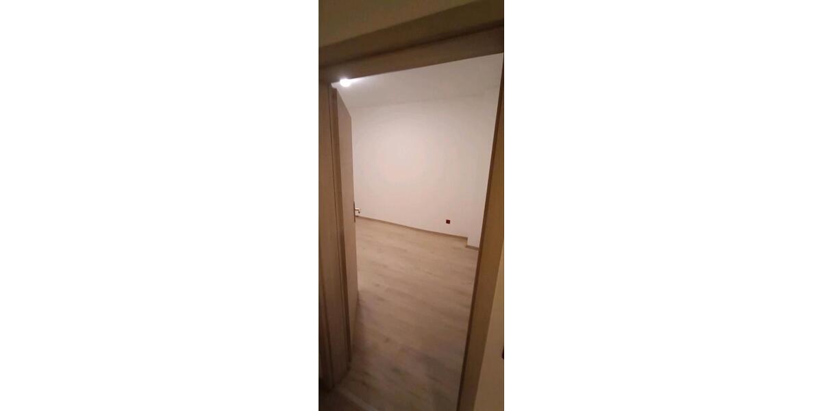 Etagenwohnung Schiffweiler - 2 Zimmer, 52 m&sup2;, 500&euro; | Angebot:25226106