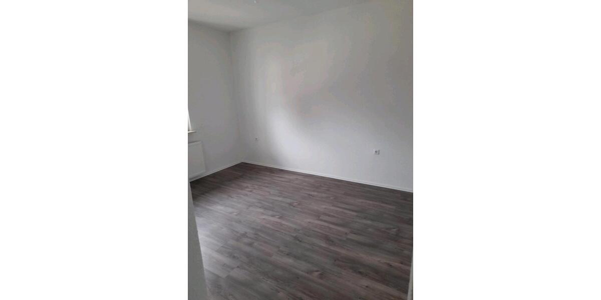 Maisonettenwohnung Leuna - 2 Zimmer, 75 m&sup2;, 525&euro; | Angebot:26089789