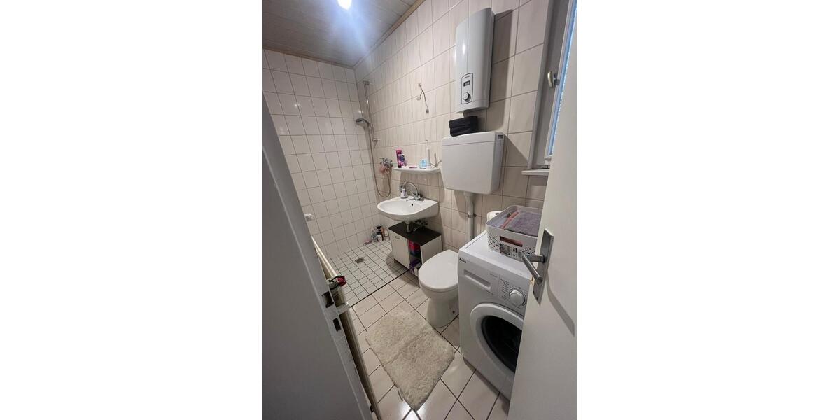 Ideal für Rentner, Single oder Paar: Helle 2Z-Wohnung in Greene 2 zimmer