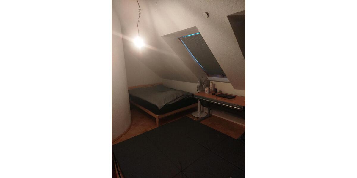 Wohnen auf Zeit Rheinbach - 11 Zimmer, 150 m&sup2;, 406&euro; | Angebot:24831035