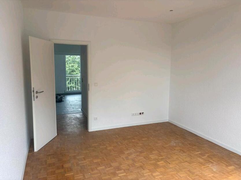 Schöne kernsanierte Wohnung 1,5 zi wärmepumpenheizung